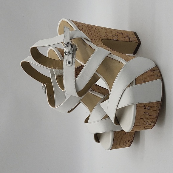 905- MICHAEL Michael Kors Suki Leather Platform Sandal Size 7 M NWT - Picture 4 of 14